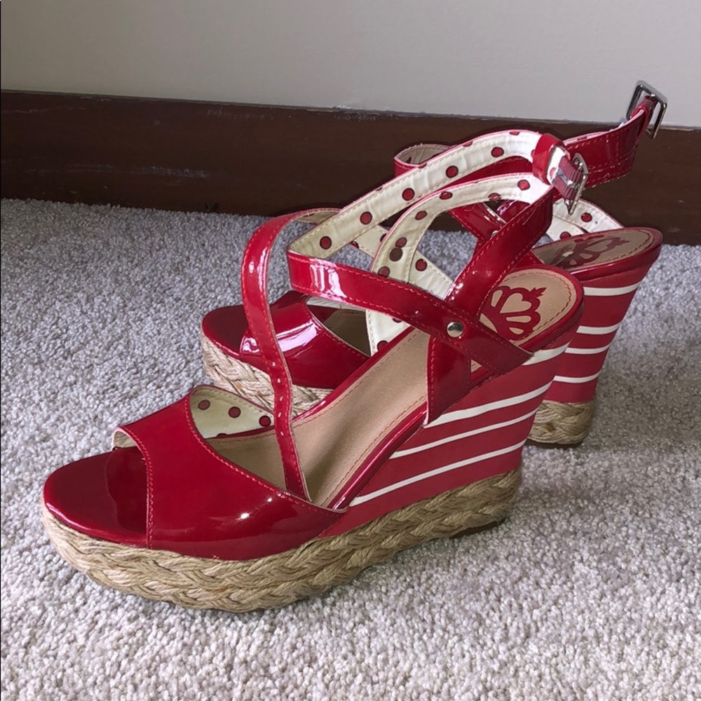 Fergalicious by Fergie Wedged Platform Sandals 10M